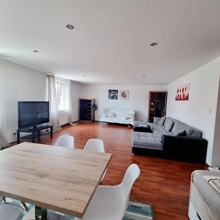 Apartament 2 Bedroom Big Center As Nivy 85m