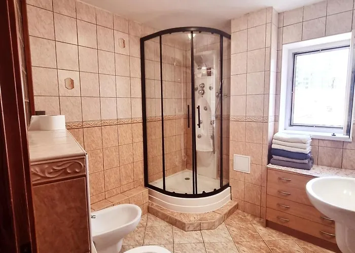 Апартаменты 2 Bedroom Big Center As Nivy 85m
