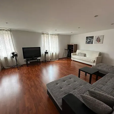 아파트 2 Bedroom Big Center As Nivy 85m 브라티슬라바