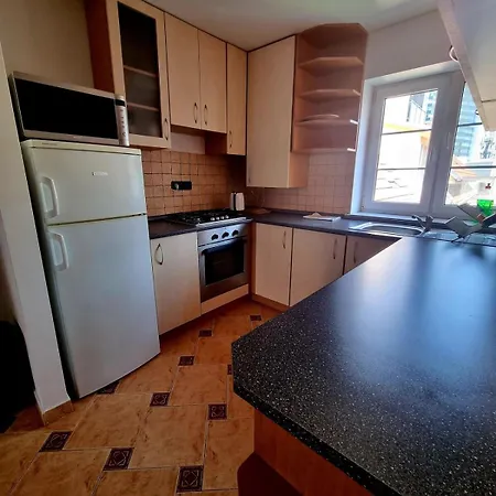 2 Bedroom Big Center As Nivy 85m